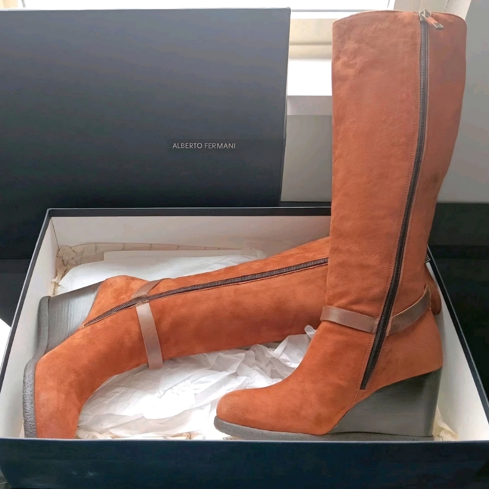 Alberto Fermani Rust Suede Ext & Soft Leather Interior Wedge Knee Boots Sz 7